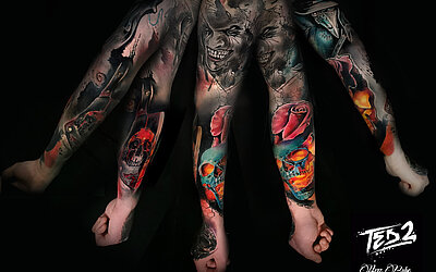 Sleevetattoo, bunt, Blume, Totenkopf