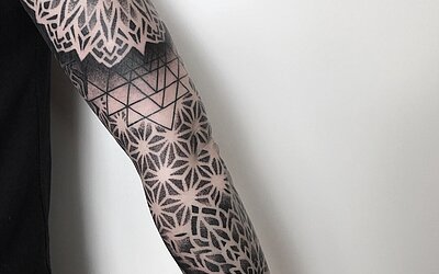 Dotwork Arm Sleeve in Black & Grey 