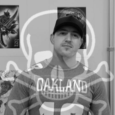 Robi schaut in die Kamera