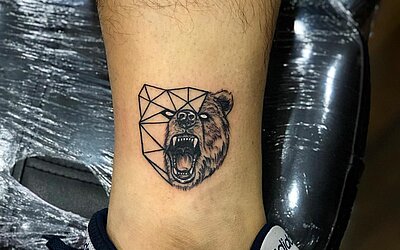 Wolf im Geometric und Realistic Design