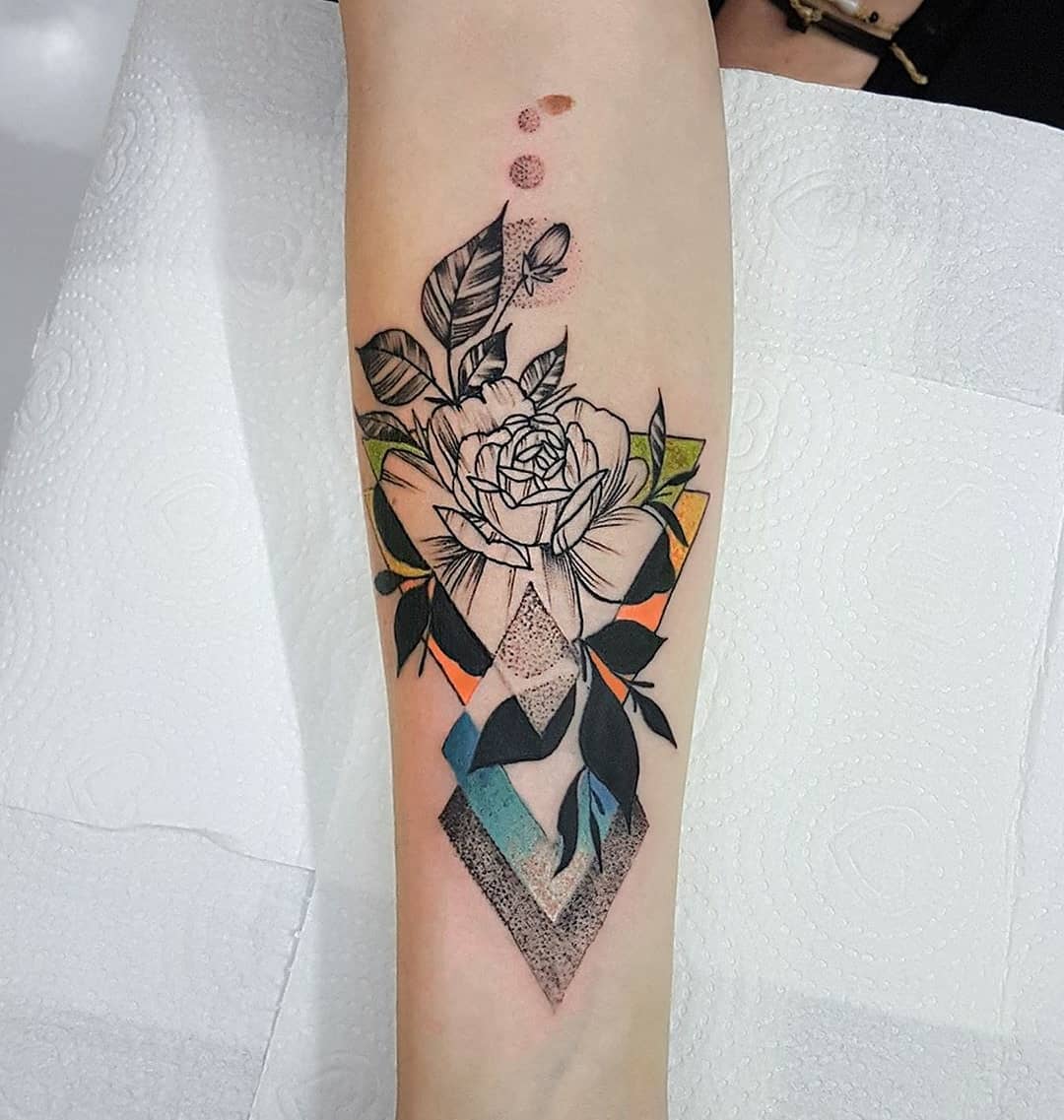 Rosentattoos Rosen Ein zeitloses Tattoomotiv?